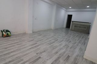 Local comercial en alquiler en Nueva Andalucía en Almería