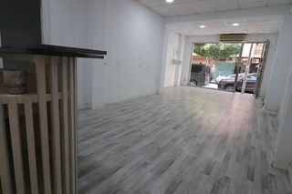 Local comercial en alquiler en Nueva Andalucía en Almería