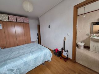 Piso en venta en Ceares en Gijón