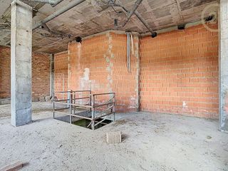 Local comercial en venta en Las Lagunas en Mijas