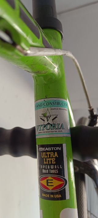 Bicicleta de carretera VITORIA