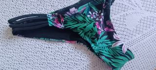 Bikini estampado flores tropicales talla M