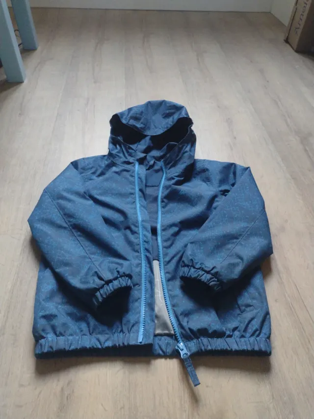Impermeable chubasquero niño talla 4 años.