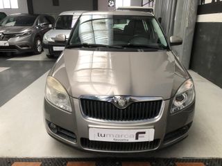 Skoda Fabia camio de nombre y garantía incluído