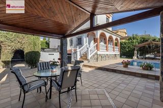 Chalet en venta en Gójar