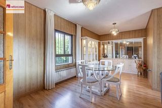 Chalet en venta en Gójar