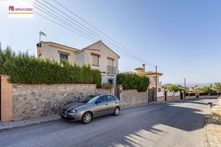 Chalet en venta en Gójar