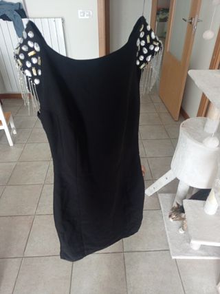 Vestido fiesta pedrería y flecos