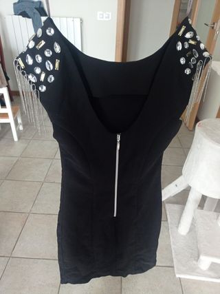 Vestido fiesta pedrería y flecos
