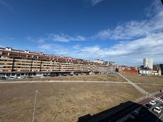 Piso en alquiler en Laviada en Gijón