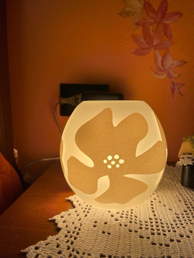 Lampada decorativa floreale