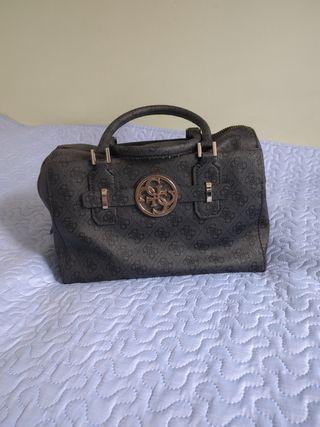 Bolso Guess negro 