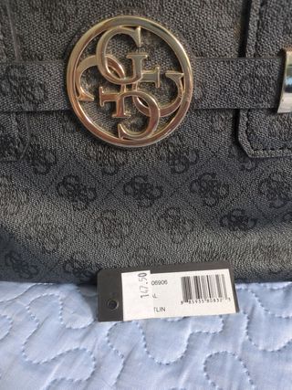 Bolso Guess negro 