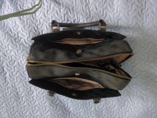Bolso Guess negro 