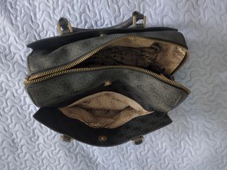 Bolso Guess negro 