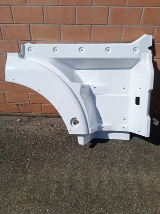 Parafango passo destro MAN TGX