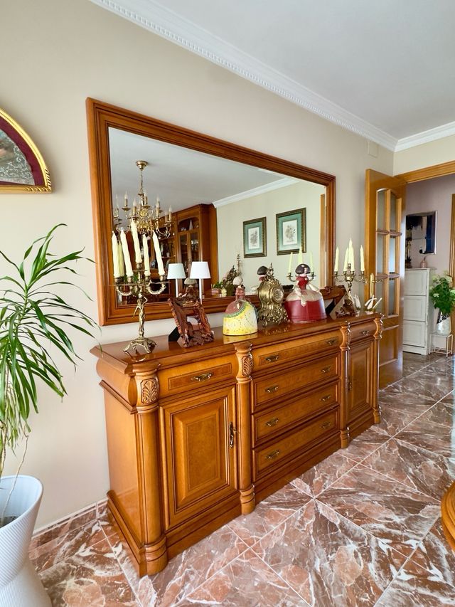 Conjunto comedor clásico madera