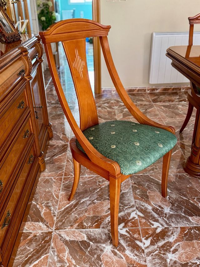 Conjunto comedor clásico madera