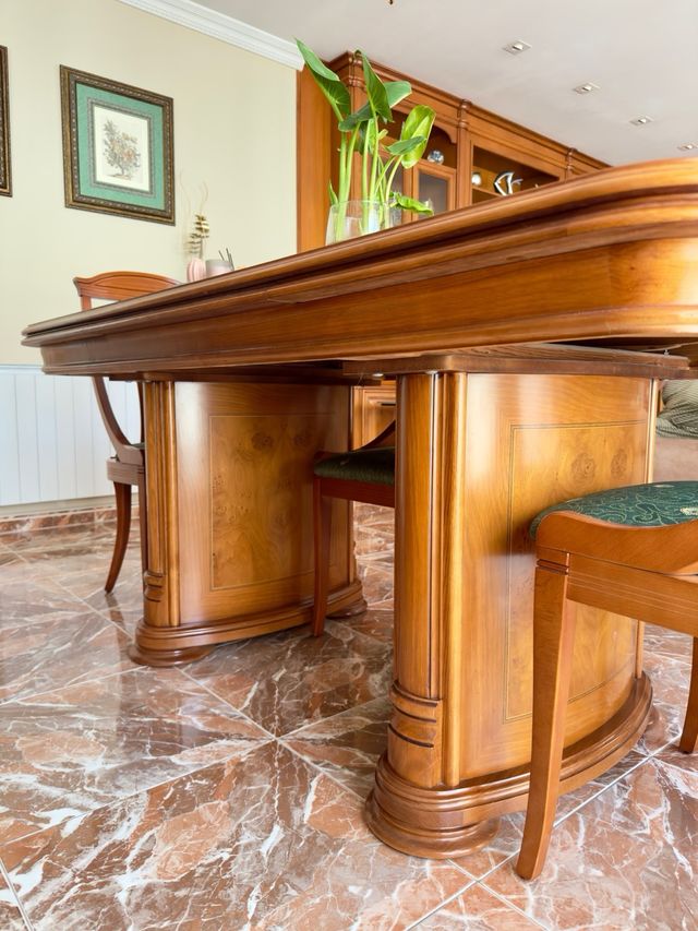 Conjunto comedor clásico madera