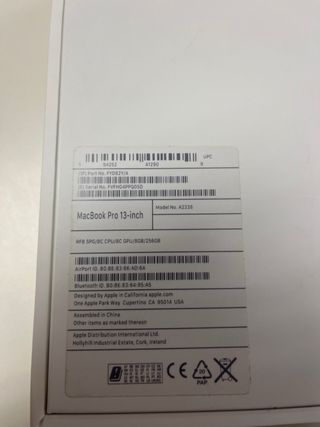 MacBook Pro 13 256GB Argento/Grigio siderale