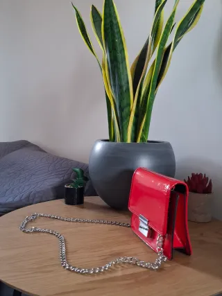 Bolso pequeño rojo Pull&Bear