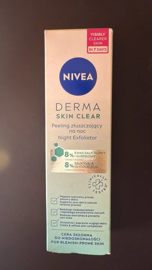 Nivea Derma Skin Clear Peeling Noche