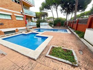 Piso en alquiler en La Pineda en Castelldefels