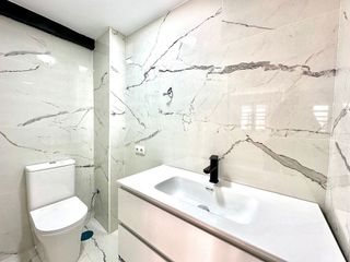 Casa adosada en venta en Gamarra - La Trinidad en Málaga