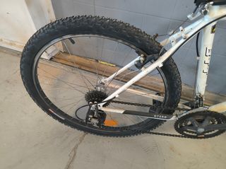 Bicicleta Montaña Blanca BTT