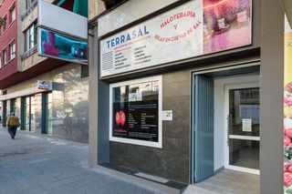 Local comercial en alquiler en Delicias en Zaragoza
