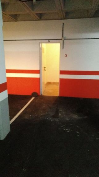 Garaje en alquiler en Ceares en Gijón