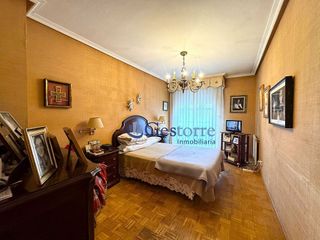 Piso en venta en Santo Domingo en Oviedo