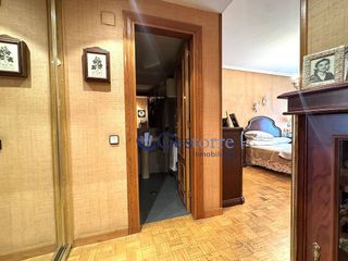 Piso en venta en Santo Domingo en Oviedo