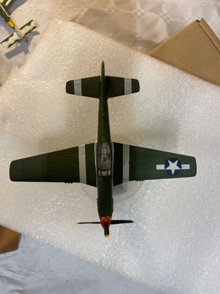 Maqueta Corgi P-51D Mustang 1/72
