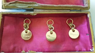 Charm vintage Salvatore Ferragamo 