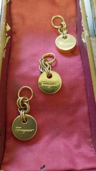 Charm vintage Salvatore Ferragamo 