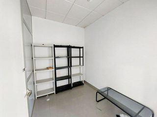 Nave industrial en venta en La Estación en Badajoz