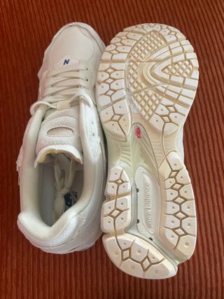 New Balance 2002R Protection Beige