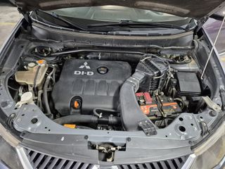Mitsubishi Outlander 2008