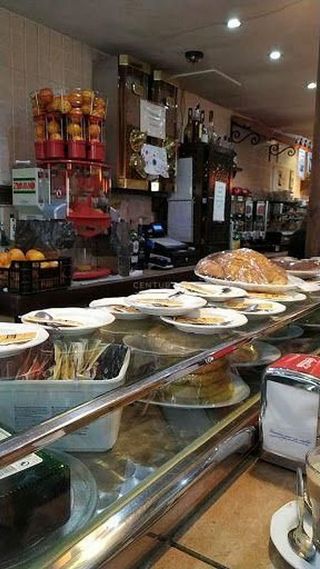 Local comercial en alquiler en Valdepelayo - Montepinos - Arroyo Culebro en Leganés