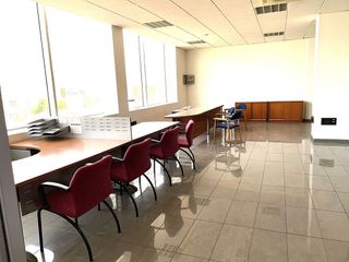 Oficina en alquiler en Polígonos - Recinto Ferial Cortijo de Torres en Málaga