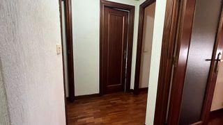 Piso en alquiler en Plaza España - Villa Pilar - Reyes Católicos - Vadillos en Burgos