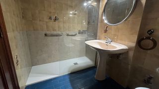 Piso en alquiler en Plaza España - Villa Pilar - Reyes Católicos - Vadillos en Burgos
