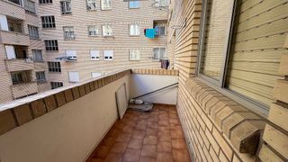 Piso en alquiler en Plaza España - Villa Pilar - Reyes Católicos - Vadillos en Burgos
