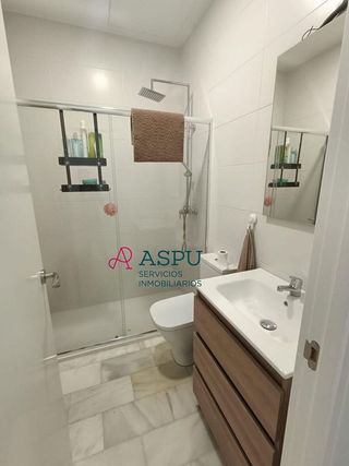 Piso en alquiler en La Caleta - La Viña en Cádiz