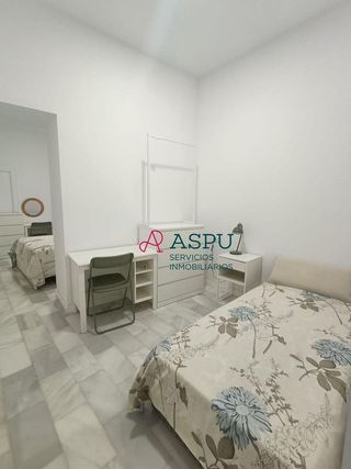 Piso en alquiler en La Caleta - La Viña en Cádiz