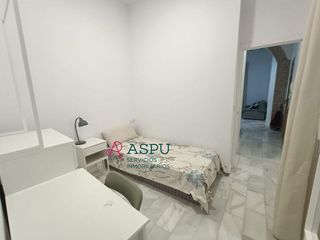 Piso en alquiler en La Caleta - La Viña en Cádiz