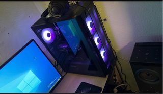 PC Gaming con luces RGB