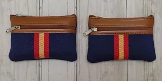 OFERTA. MONEDERO AZUL LONA / POLIPIEL CON BANDERA