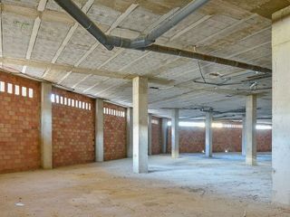 Local comercial en venta en Mengíbar